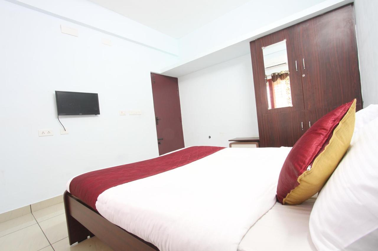 Naadi Homestay Thanjavur Bagian luar foto